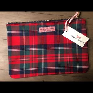 Vineyard vines pouch